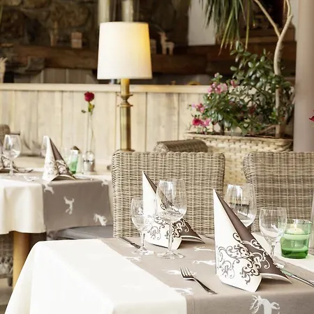 Отель Raffl's Лойташ