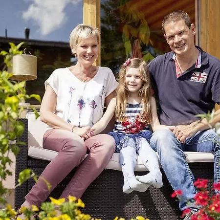 Raffl's 4* Лойташ